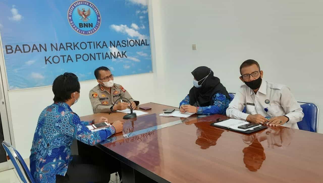 RAPAT PIMPINAN DI LINGKUNGAN BNN RAPAT PIMPINAN DI LINGKUNGAN BNN