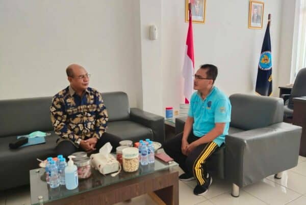 KEPALA BNN KOTA PONTIANAK MENERIMA KUNJUNGAN DARI KEPALA BNN KABUPATEN BENGKAYANG