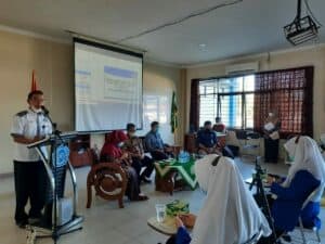 Seksi P2M BNN Kota Pontianak Melaksanakan Kegiatan Informasi dan Edukasi Melalui Talkshow Pada Mahasiswa/i Politeknik Aisyiyah Pontianak