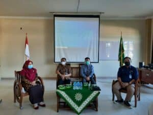 Seksi P2M BNN Kota Pontianak Melaksanakan Kegiatan Informasi dan Edukasi Melalui Talkshow Pada Mahasiswa/i Politeknik Aisyiyah Pontianak