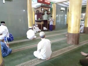 Diseminasi Informasi Melalui Ceramah di Masjid Agung Alfalah Diseminasi Informasi Melalui Ceramah di Masjid Agung Alfalah