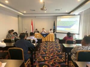 Pengembangan Kapasitas P4GN Pada Lembaga Adat dan Komunitas Berbasis Kearifan Lokal Pengembangan Kapasitas P4GN Pada Lembaga Adat dan Komunitas Berbasis Kearifan Lokal