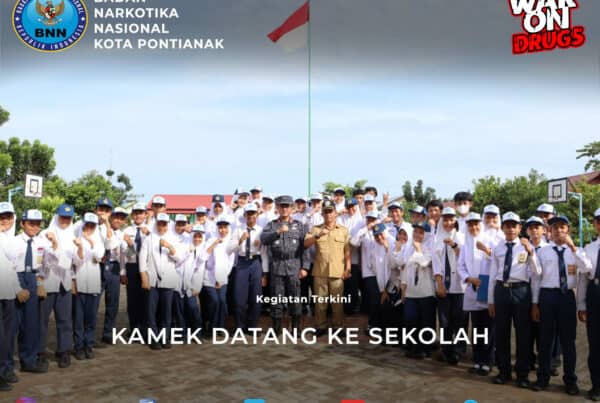 KAMEK DATANG KE SEKOLAH
