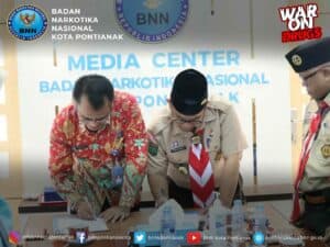 BNN KOTA PONTIANAK JALIN KERJASAMA DENGAN GERAKAN PRAMUKA KWARTIR CABANG KOTA PONTIANAK BNN KOTA PONTIANAK JALIN KERJASAMA DENGAN GERAKAN PRAMUKA KWARTIR CABANG KOTA PONTIANAK
