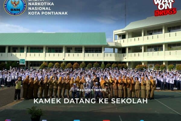 KAMEK DATANG KE SEKOLAH