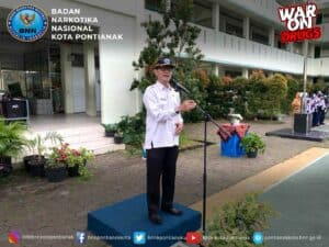 KAMEK DATANG KE SEKOLAH KAMEK DATANG KE SEKOLAH
